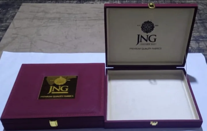 Leather Presentation Boxes for Textile Brands